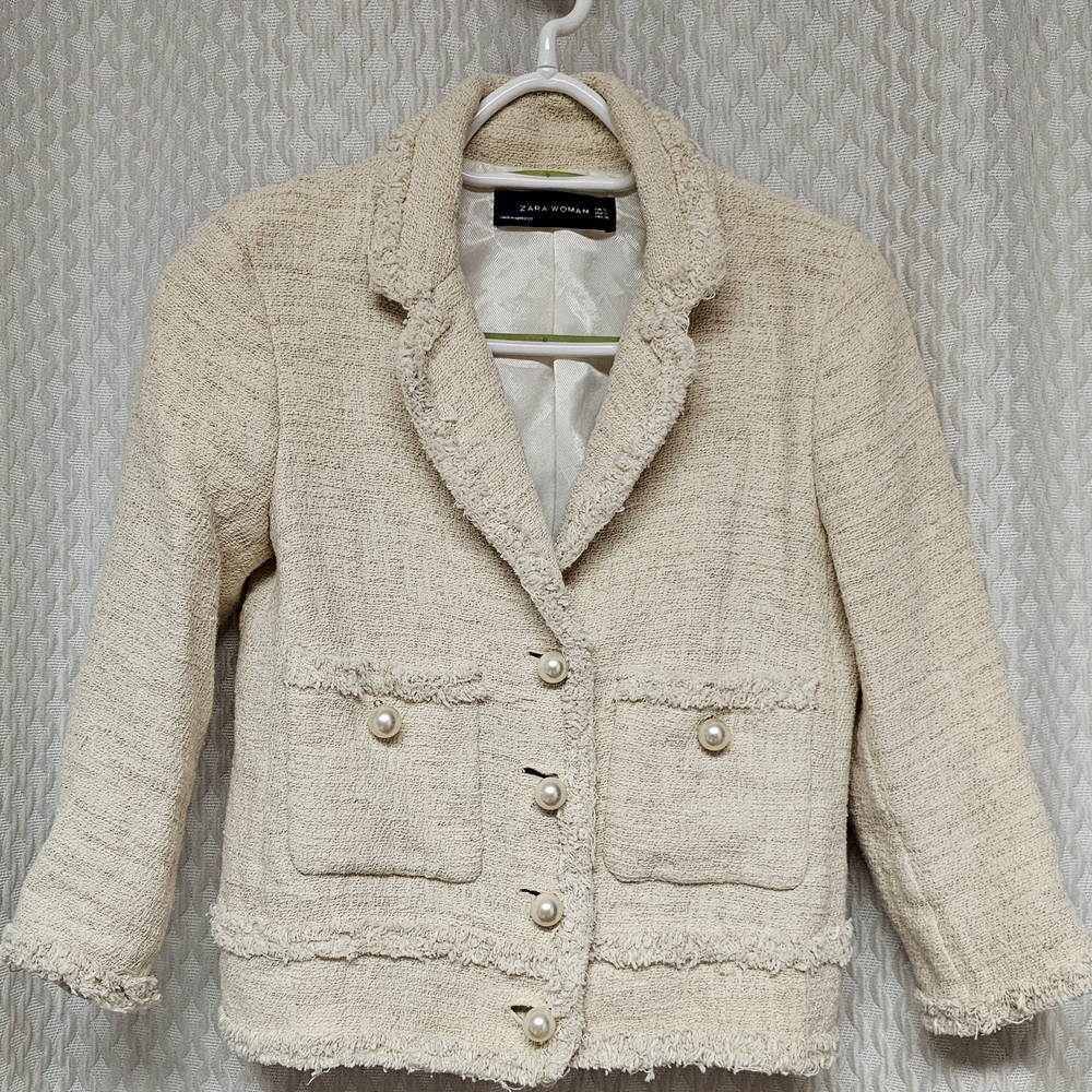 Zara Women’s Cream Tweed Jacket
